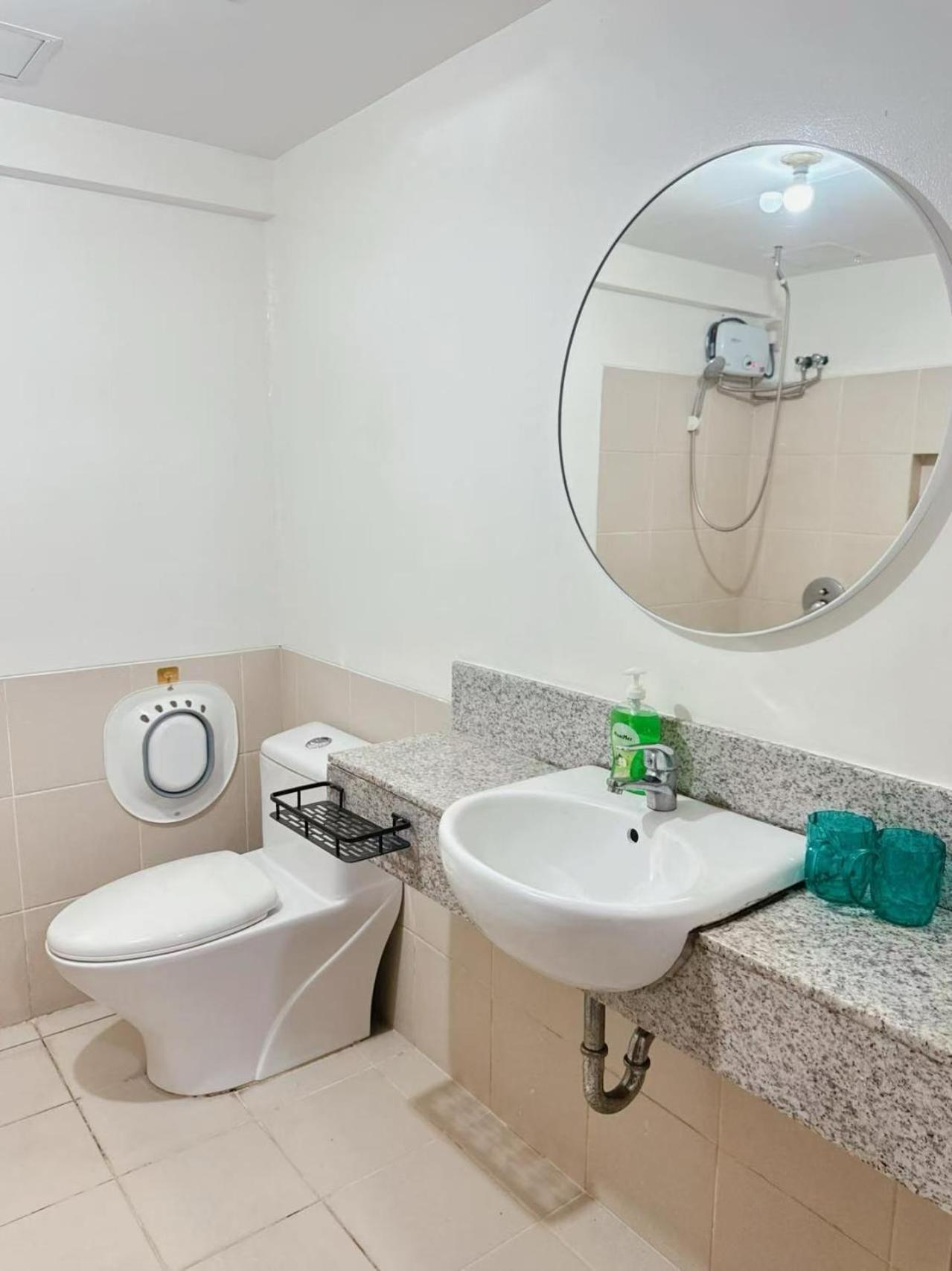 Alea Residence 21 ลาสปิญยาส ภายนอก รูปภาพ